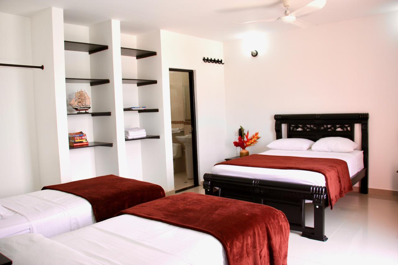 Hotel Calle Santodomingo ซันตามาร์ตา ภายนอก รูปภาพ