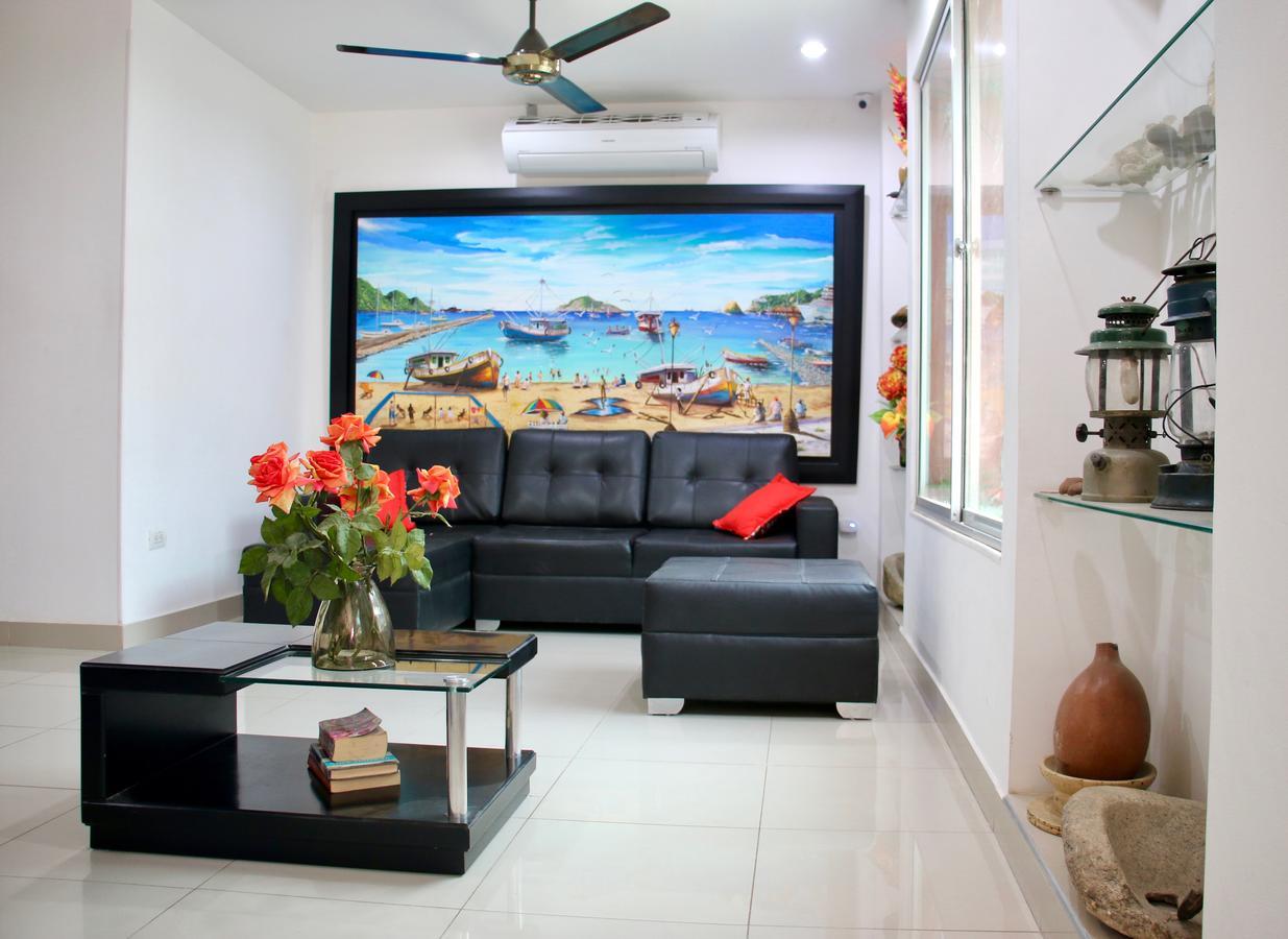 Hotel Calle Santodomingo ซันตามาร์ตา ภายนอก รูปภาพ