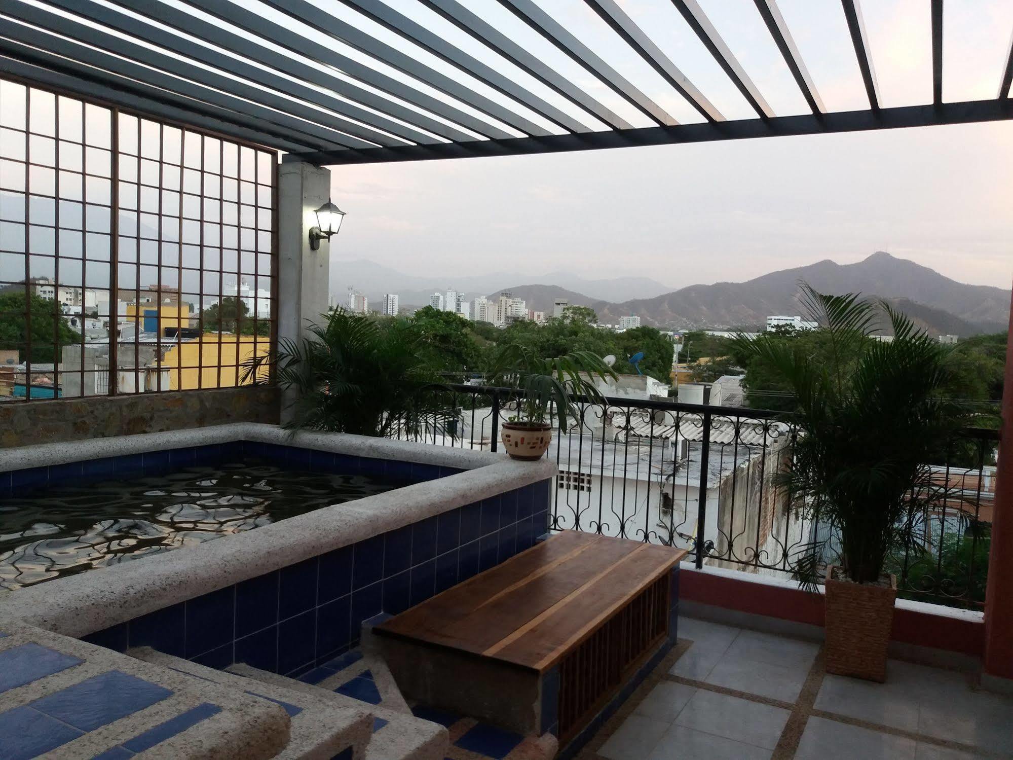 Hotel Calle Santodomingo ซันตามาร์ตา ภายนอก รูปภาพ