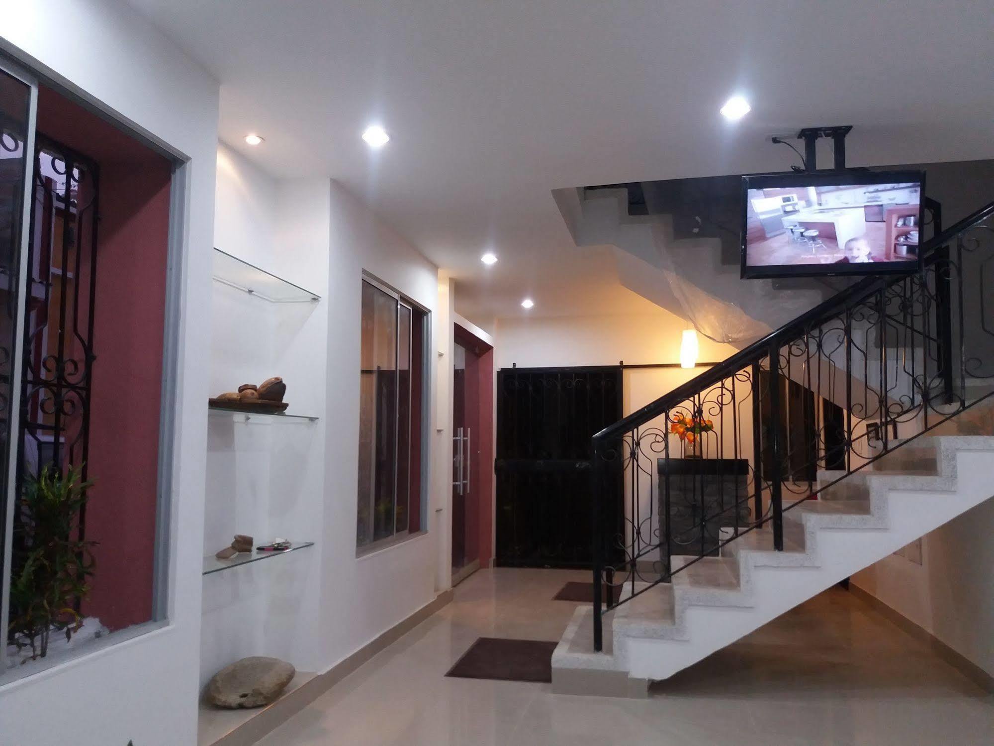 Hotel Calle Santodomingo ซันตามาร์ตา ภายนอก รูปภาพ